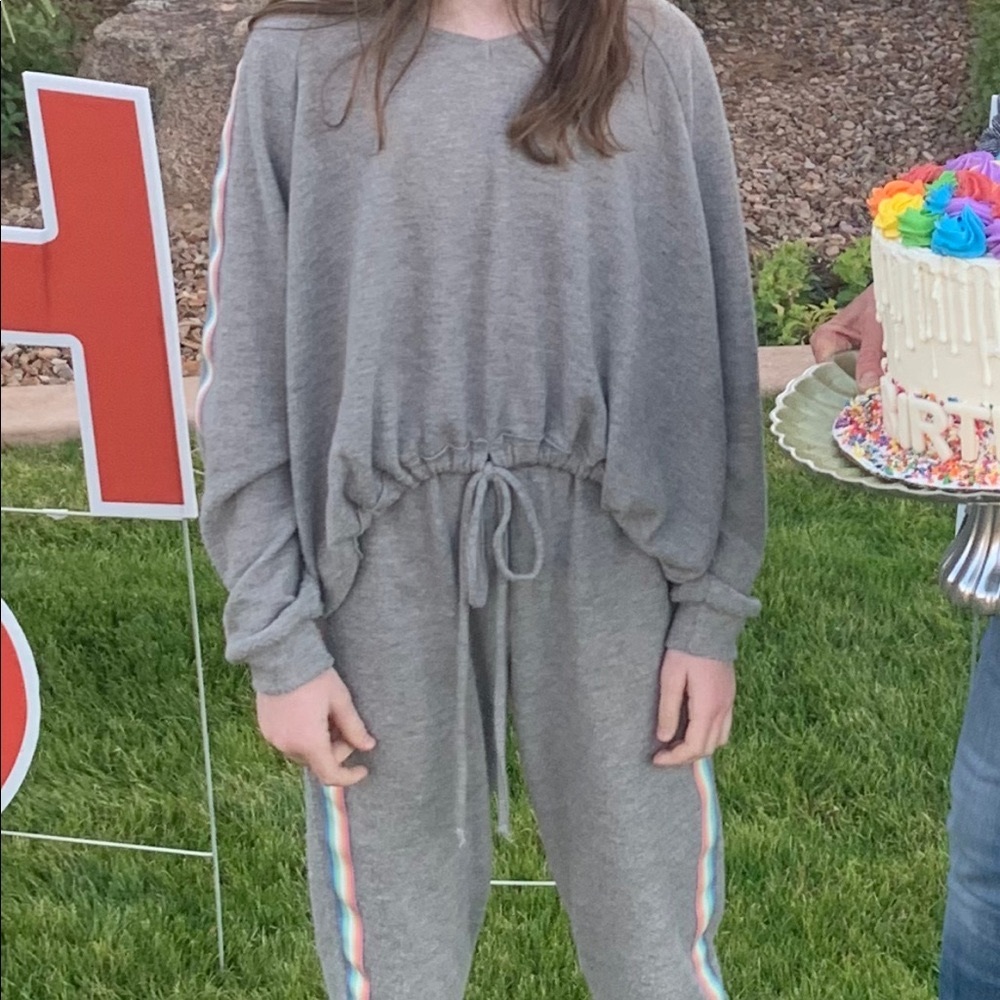 Girls jogger set
